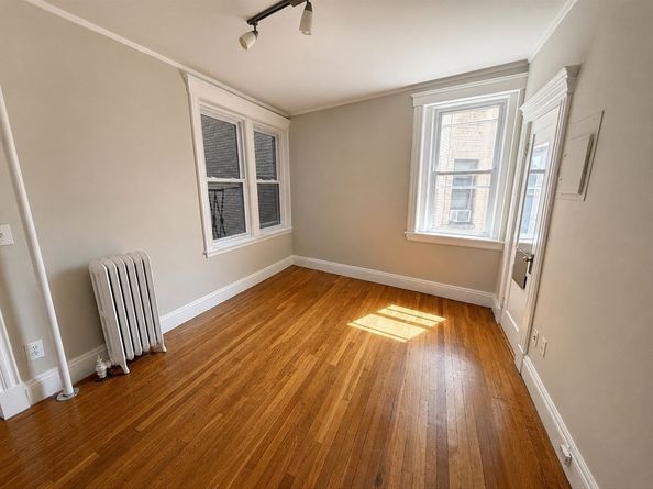 69 Park Drive 10, Boston MA 02215