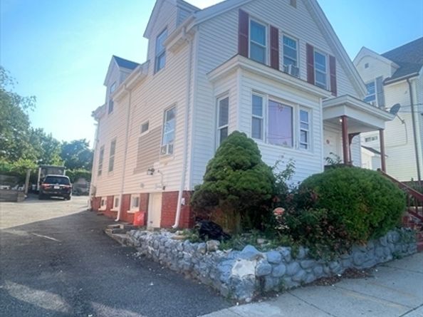 14 Union Ct, Lynn MA 01902