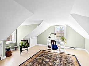 1 Winnatuxett Beach Rd, Mattapoisett MA 02739