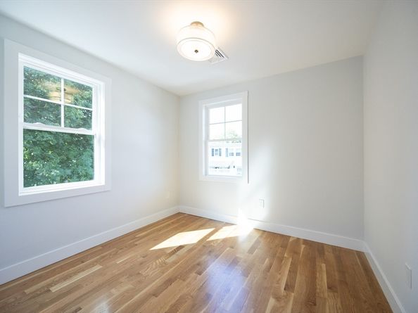40 Lafayette St, Milton MA 02186