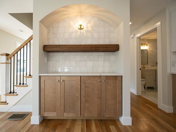 40 Lafayette St, Milton MA 02186