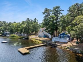 37 Pine Lake Dr, Wareham MA 02538