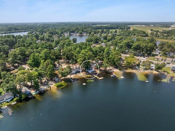 37 Pine Lake Dr, Wareham MA 02538