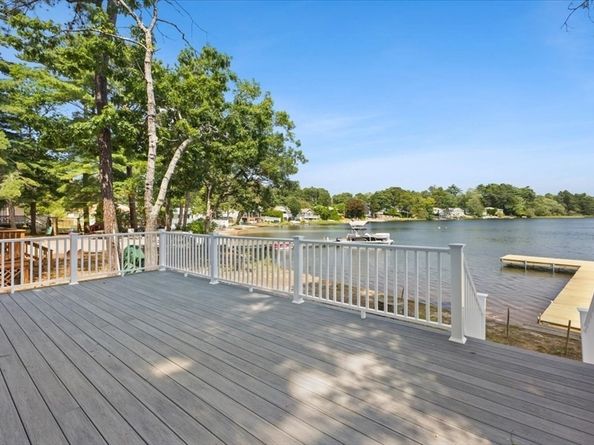 37 Pine Lake Dr, Wareham MA 02538