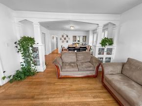 21 Dorchester St, Worcester MA 01604