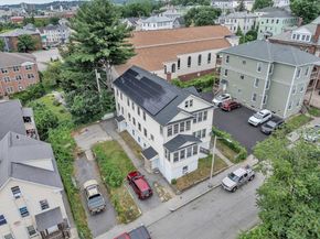21 Dorchester St, Worcester MA 01604