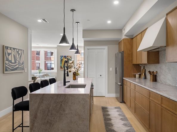 106 Bunker Hill St 6, Boston MA 02129