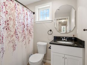 26 Brookview Ln 26, Mendon MA 01756
