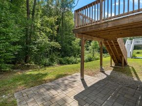 26 Brookview Ln 26, Mendon MA 01756