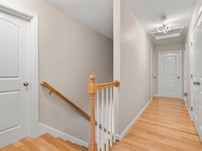 26 Brookview Ln 26, Mendon MA 01756