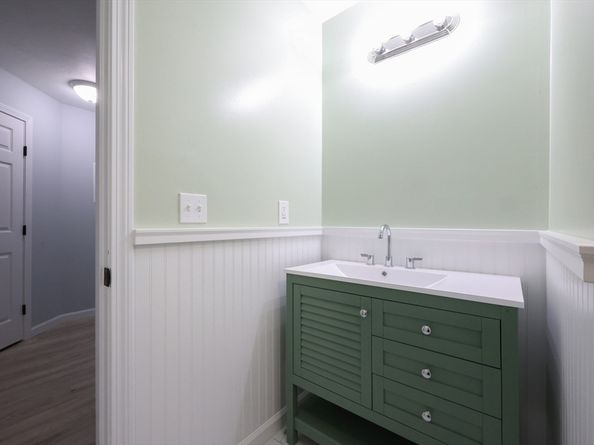 10 Nuttall Lane 1, Worcester MA 01604