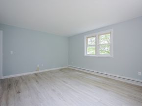10 Nuttall Lane 1, Worcester MA 01604