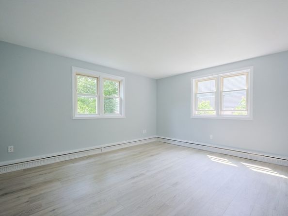 10 Nuttall Lane 1, Worcester MA 01604