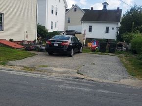 408 School Street, Webster MA 01570