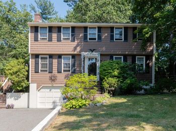 12 Ridgeway Ave