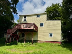 52 Elm St, North Brookfield MA 01535