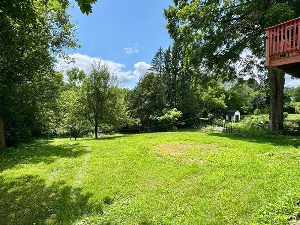52 Elm St, North Brookfield MA 01535