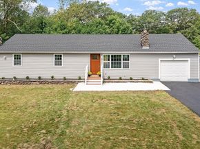 21 Davis Rd, Westminster MA 01473