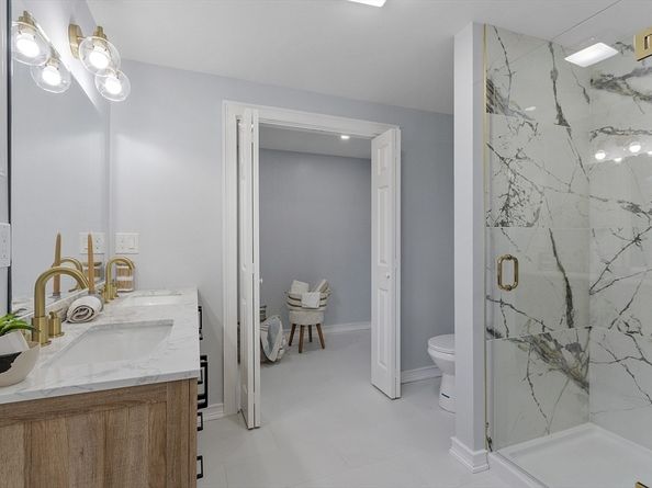 21 Davis Rd, Westminster MA 01473