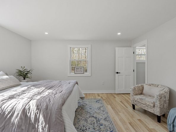 21 Davis Rd, Westminster MA 01473