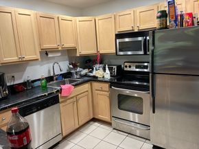 25 Alpine St 7, Boston MA 02136