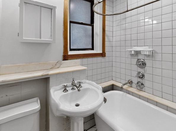 421 Marlborough St 4, Boston MA 02115