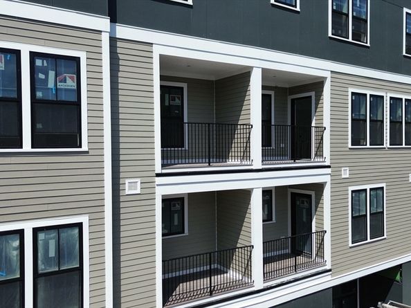 421 High St 205, Medford MA 02155