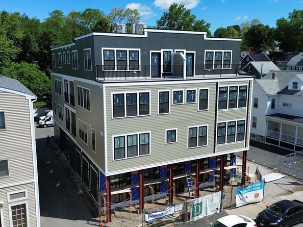 421 High St 205, Medford MA 02155