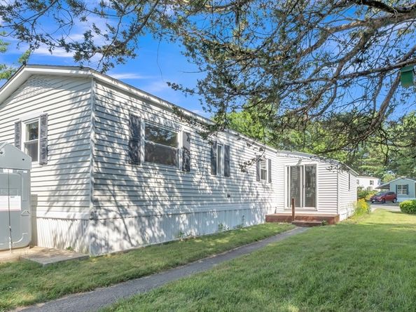 43 Park Ave, Sturbridge MA 01566