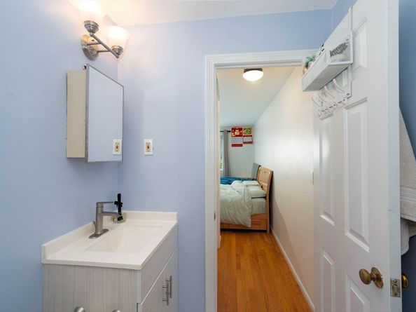 230 Willard St 204, Quincy MA 02169