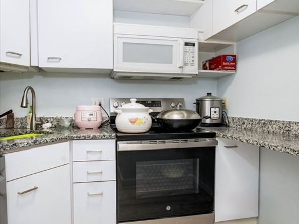 230 Willard St 204, Quincy MA 02169