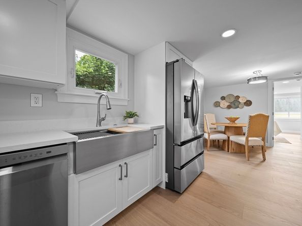 58 Breezy Hill Terrace, Nahant MA 01908