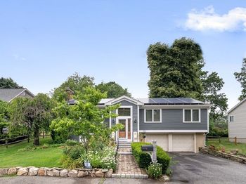 156 Woodbine Cir