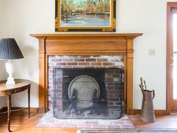 9 Birch Hill Rd, West Brookfield MA 01585
