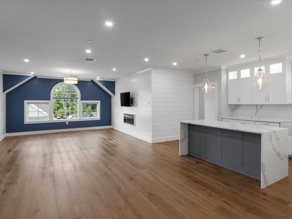 298 Washington Street 302, Westwood MA 02090