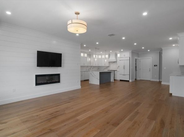 298 Washington Street 302, Westwood MA 02090
