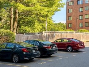 200 Ledgewood 601, Stoneham MA 02180