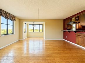 200 Ledgewood 601, Stoneham MA 02180