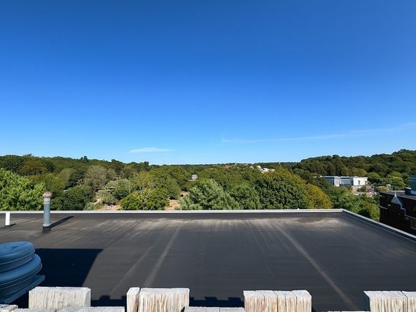 200 Ledgewood 601, Stoneham MA 02180