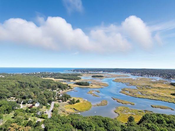 30 Atlantic St, Gloucester MA 01930