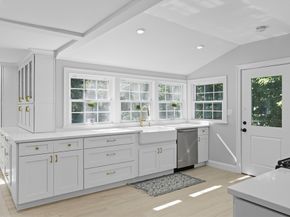 30 Atlantic St, Gloucester MA 01930