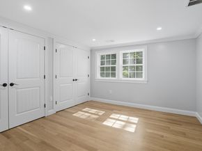 30 Atlantic St, Gloucester MA 01930