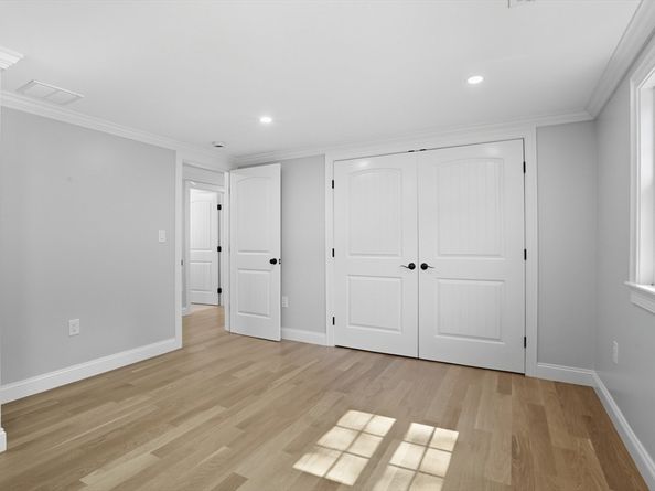 30 Atlantic St, Gloucester MA 01930