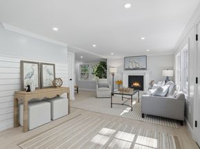 30 Atlantic St, Gloucester MA 01930