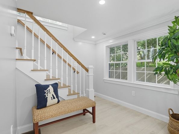 30 Atlantic St, Gloucester MA 01930