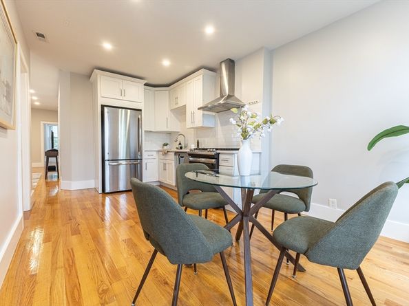 326 Chelsea St 3, Boston MA 02128