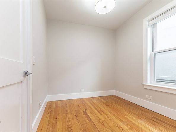 326 Chelsea St 3, Boston MA 02128