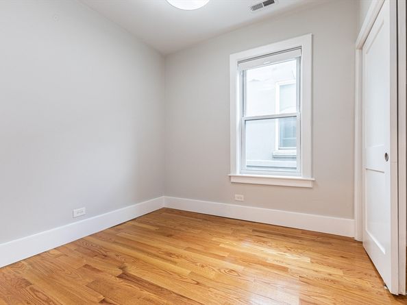 326 Chelsea St 3, Boston MA 02128