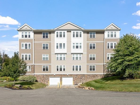 4 Francis Dr 105, Andover MA 01810