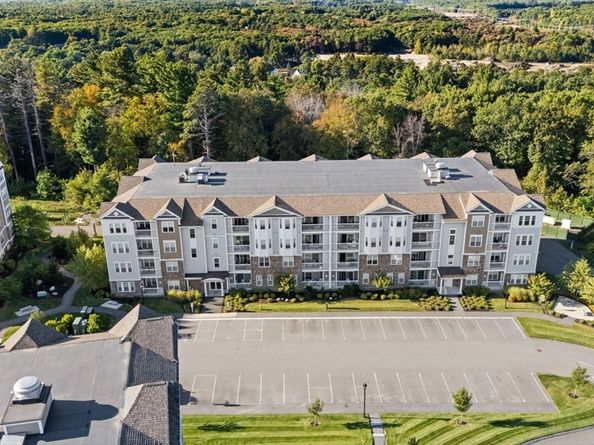 4 Francis Dr 105, Andover MA 01810